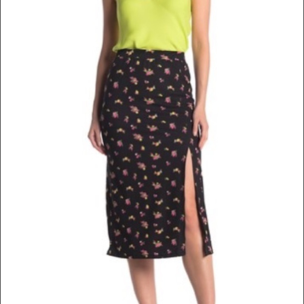 Ribbed Pull-On Skirt in Floral Print